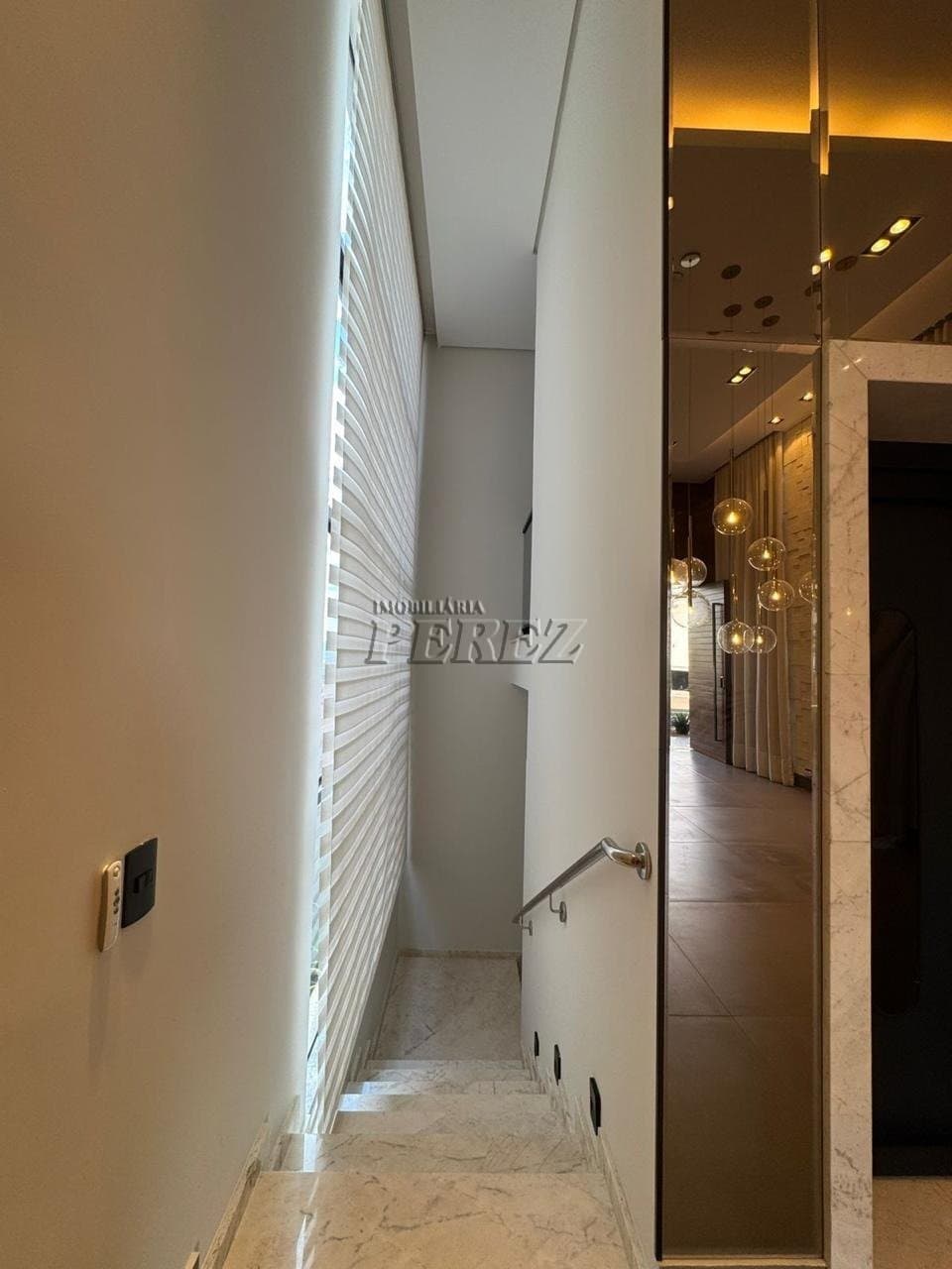 Sobrado à venda, mobiliada de alto padrão no Condomínio Sun Lake - 4 suítes e espaço gourmet completo! - Foto 10