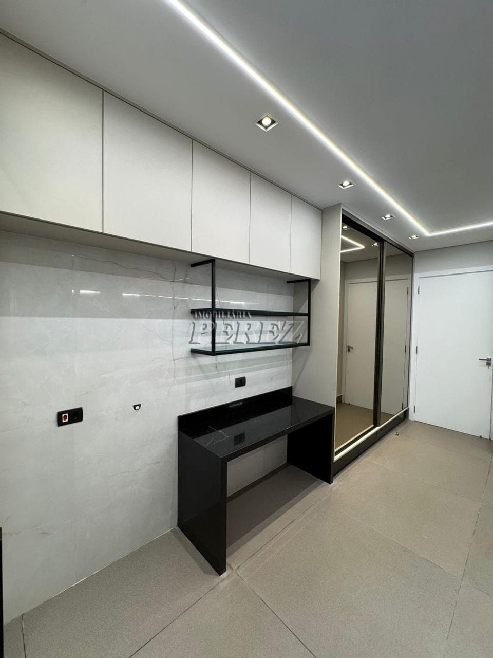 Sobrado à venda, mobiliada de alto padrão no Condomínio Sun Lake - 4 suítes e espaço gourmet completo! - Foto 25