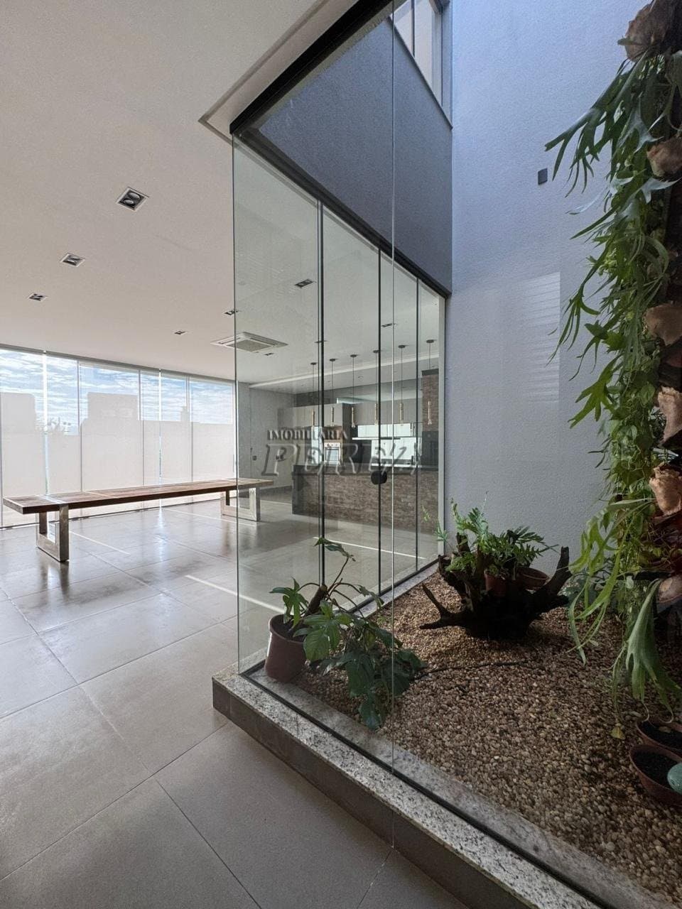 Sobrado à venda, mobiliada de alto padrão no Condomínio Sun Lake - 4 suítes e espaço gourmet completo! - Foto 38