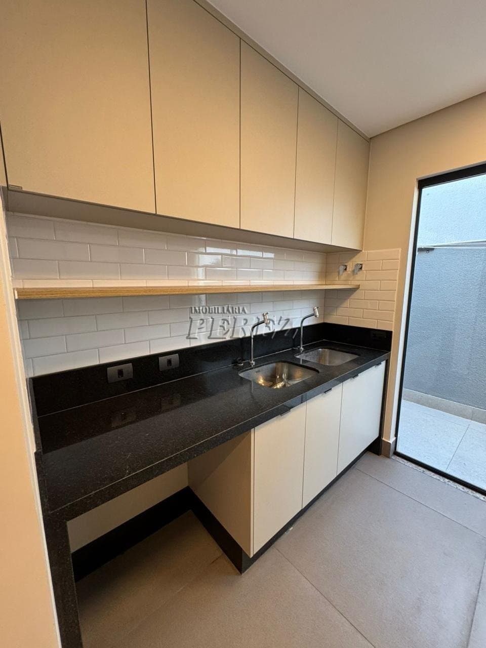 Sobrado à venda, mobiliada de alto padrão no Condomínio Sun Lake - 4 suítes e espaço gourmet completo! - Foto 35