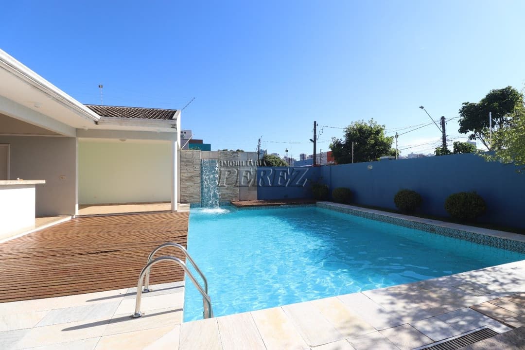 Casa de quatro dormitórios e suíte para locação no centro de Londrina - Foto 39