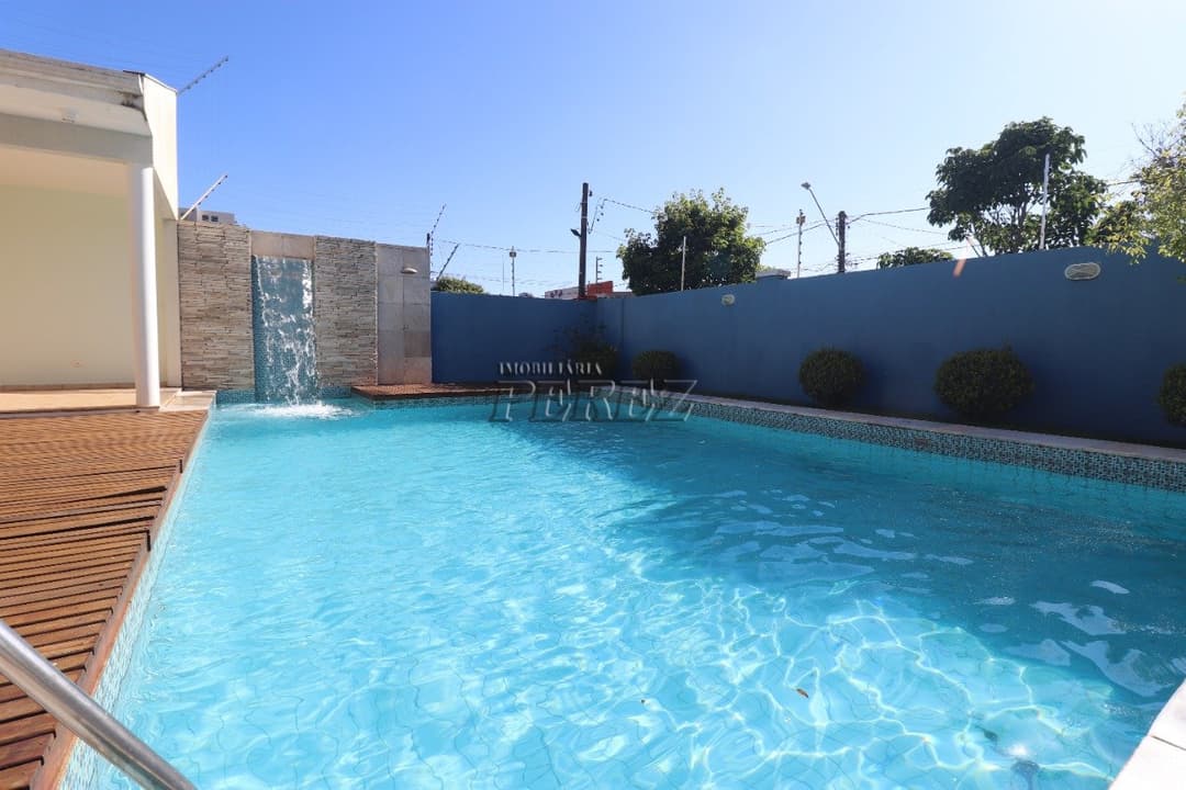 Casa de quatro dormitórios e suíte para locação no centro de Londrina - Foto 42