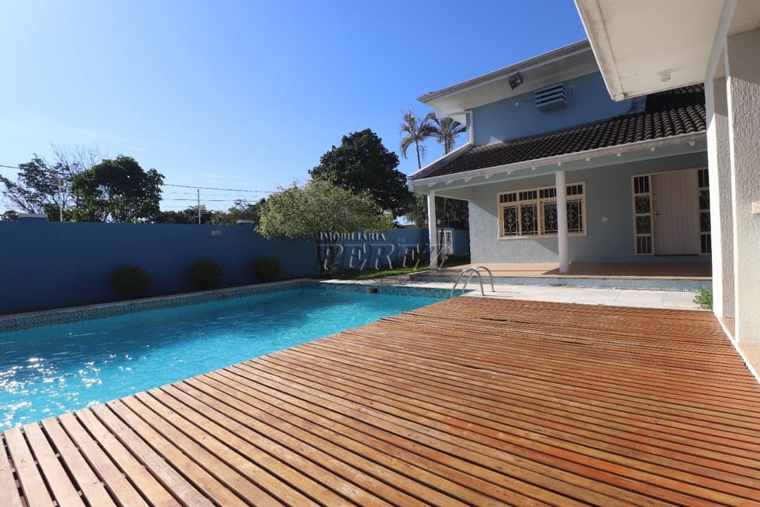 Casa de quatro dormitórios e suíte para locação no centro de Londrina - Foto 44