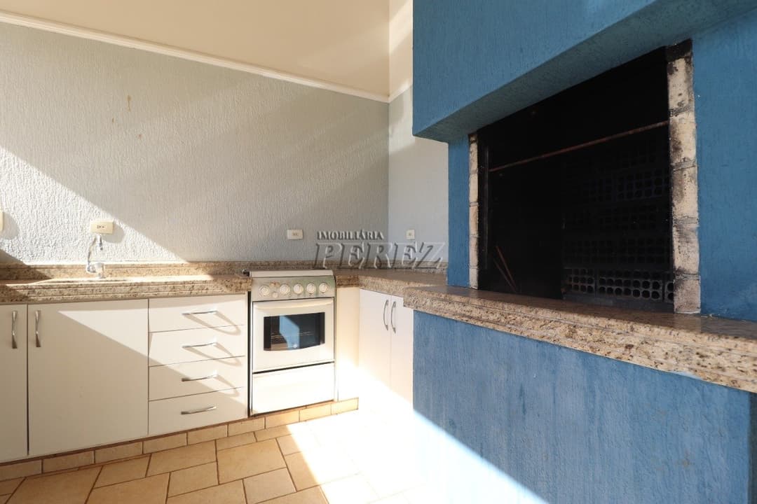 Casa de quatro dormitórios e suíte para locação no centro de Londrina - Foto 47