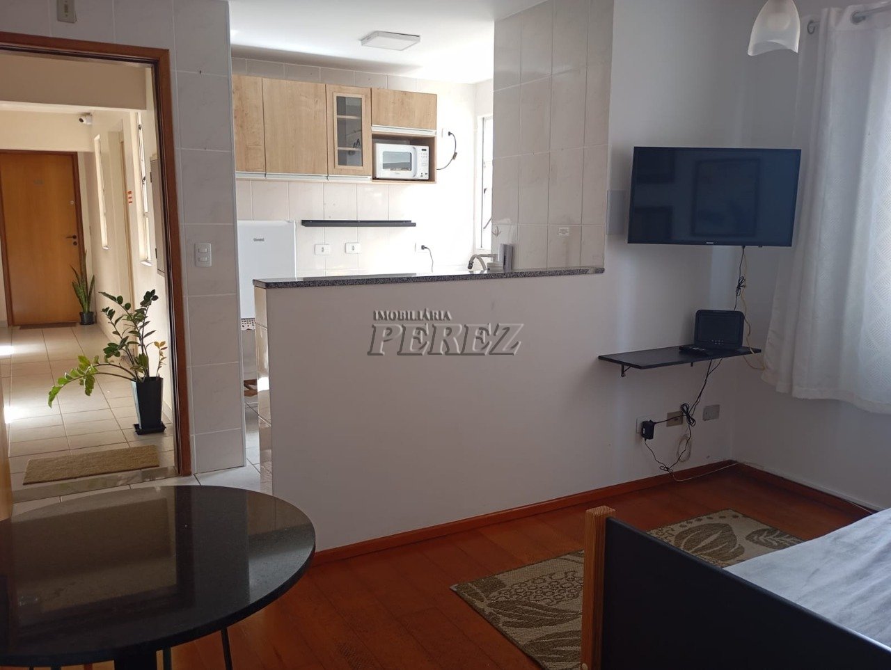 Apartamento para alugar na Rua Jorge Velho, na região central de Londrina - Foto 4