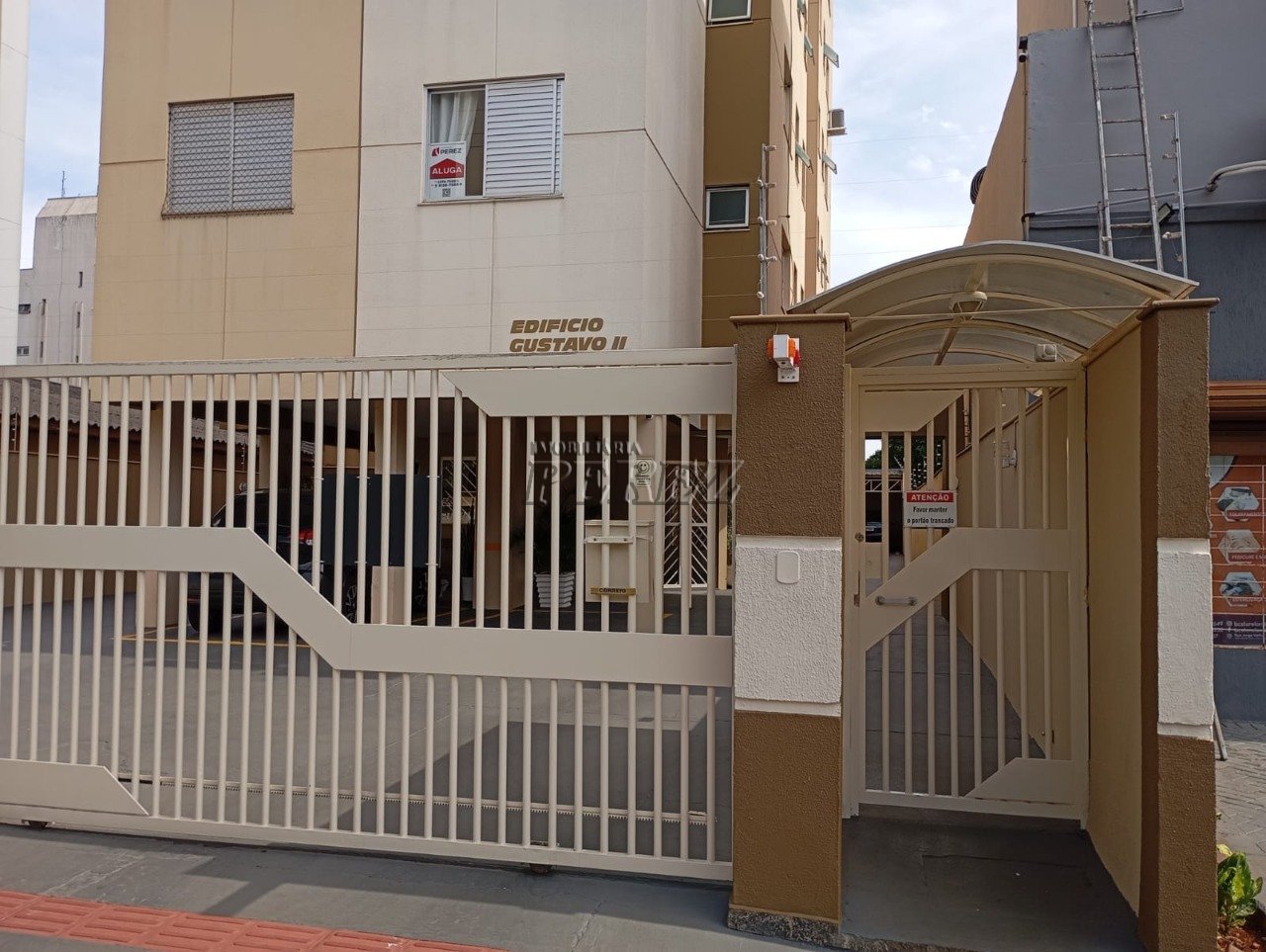 Apartamento para alugar na Rua Jorge Velho, na região central de Londrina - Foto 1