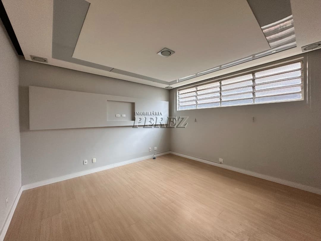 Imóvel Comercial para Alugar na Rua Santos Centro, Londrina - Foto 3
