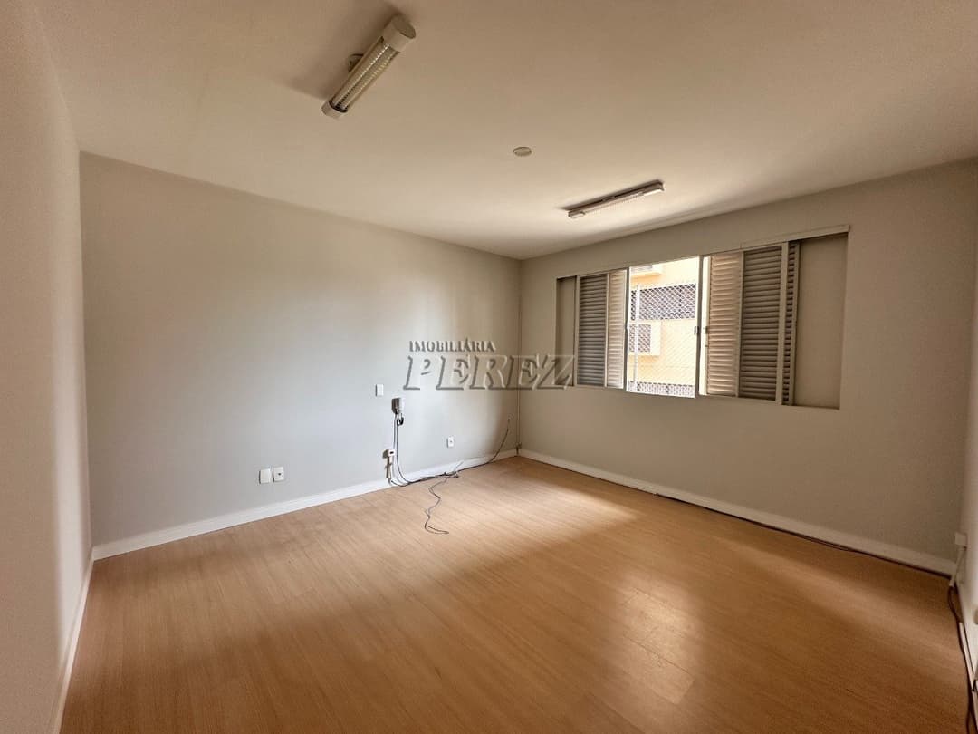 Imóvel Comercial para Alugar na Rua Santos Centro, Londrina - Foto 10