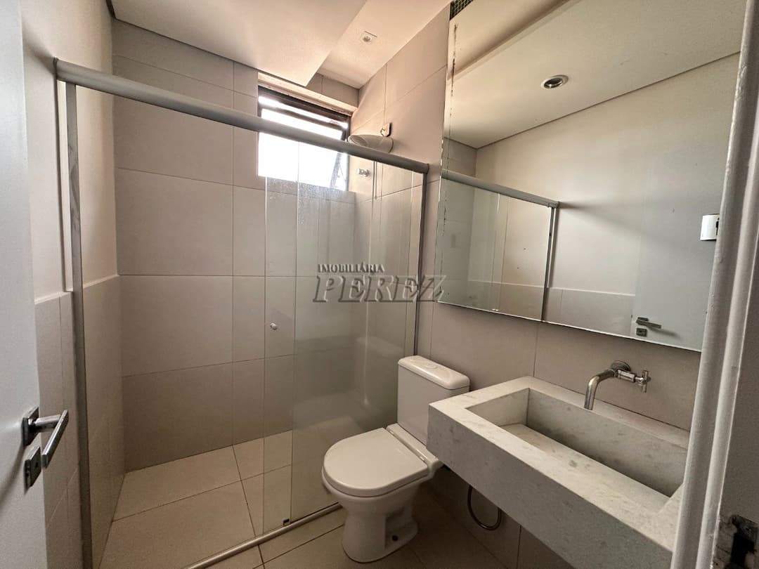 Imóvel Comercial para Alugar na Rua Santos Centro, Londrina - Foto 12