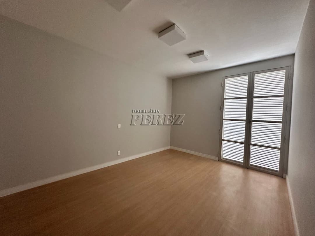 Imóvel Comercial para Alugar na Rua Santos Centro, Londrina - Foto 14