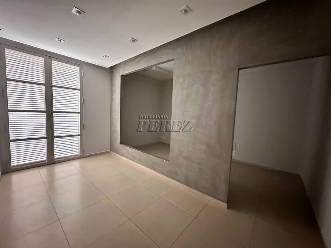 Imóvel Comercial para Alugar na Rua Santos Centro, Londrina - Foto 16