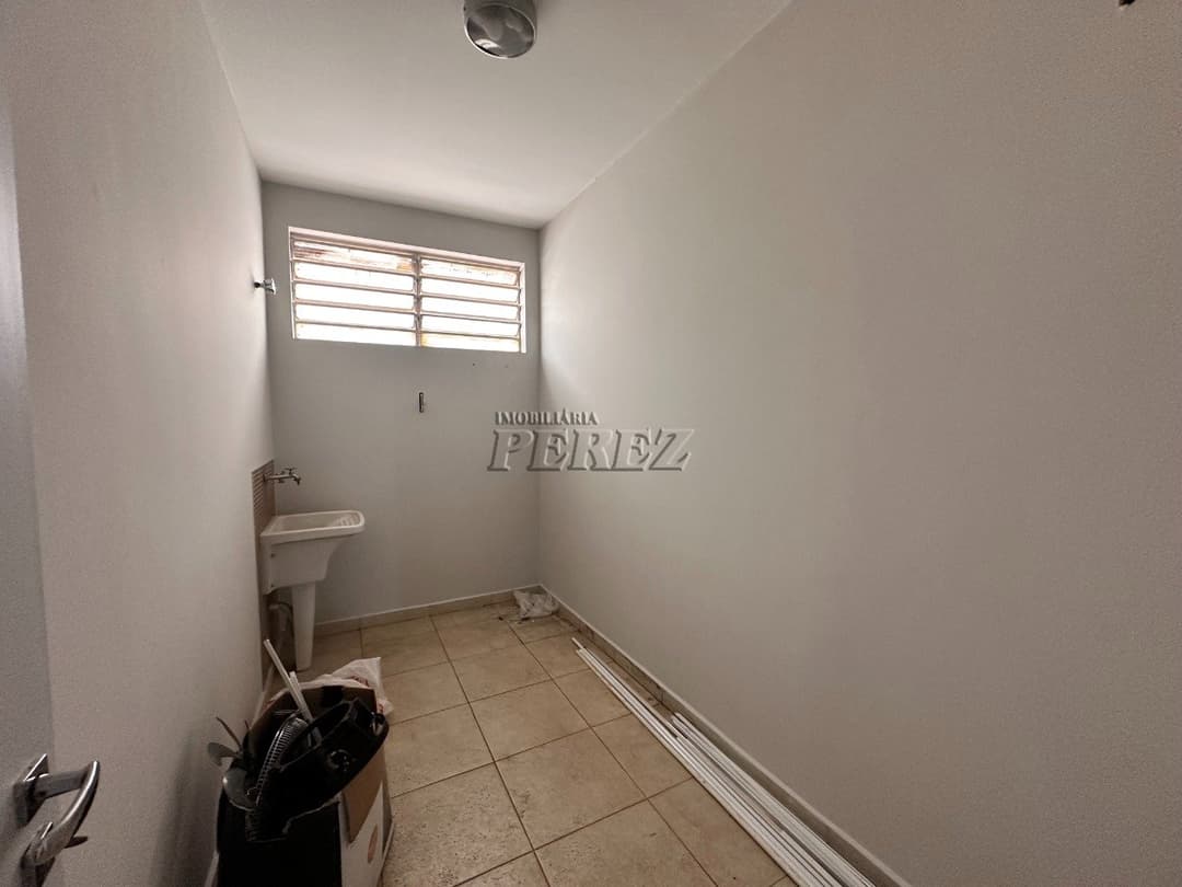 Imóvel Comercial para Alugar na Rua Santos Centro, Londrina - Foto 17