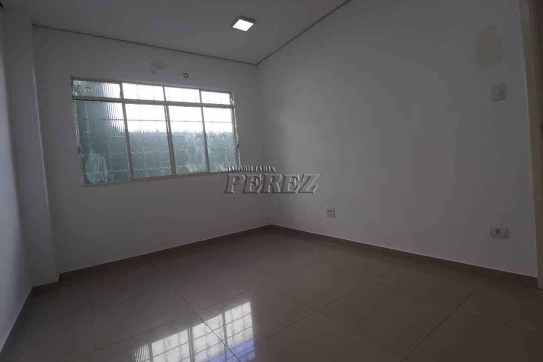 Imóvel Comercial para Alugar na Avenida Bandeirantes - Região Central de Londrina - Foto 9