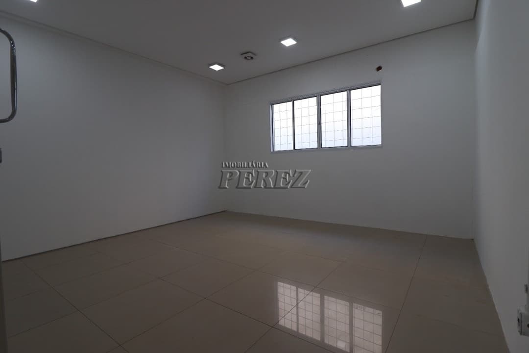 Imóvel Comercial para Alugar na Avenida Bandeirantes - Região Central de Londrina - Foto 17