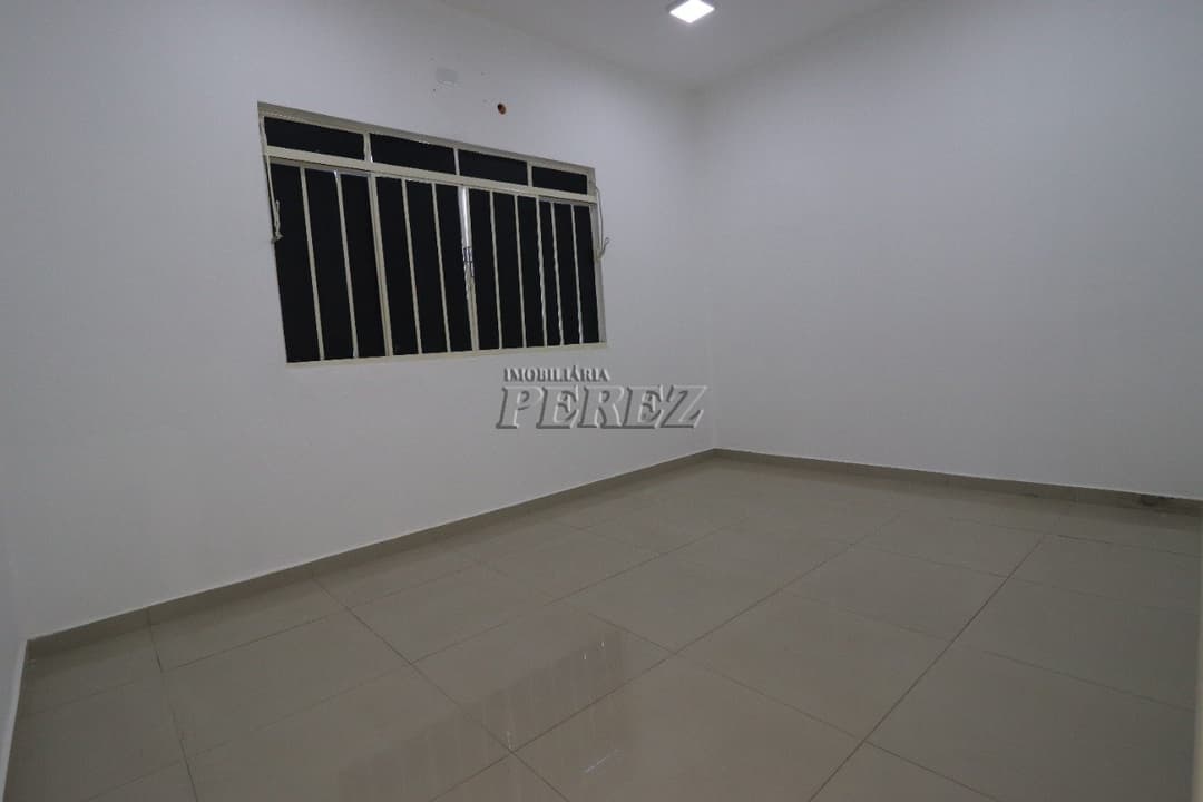 Imóvel Comercial para Alugar na Avenida Bandeirantes - Região Central de Londrina - Foto 25