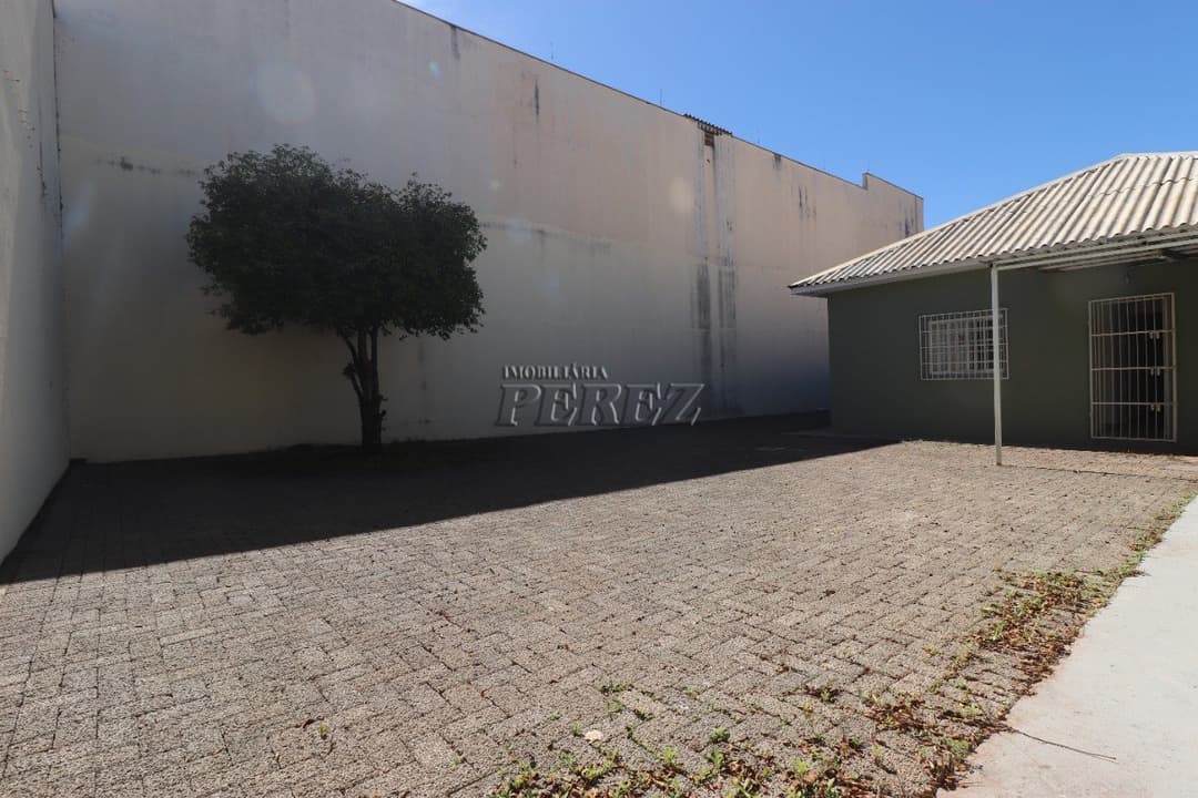 Imóvel Comercial para Alugar na Avenida Bandeirantes - Região Central de Londrina - Foto 37