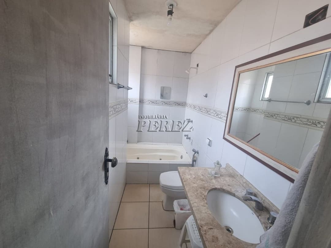 Casa em condomínio a venda no Residencial Gralha Azul, região leste de Londrina - Foto 14