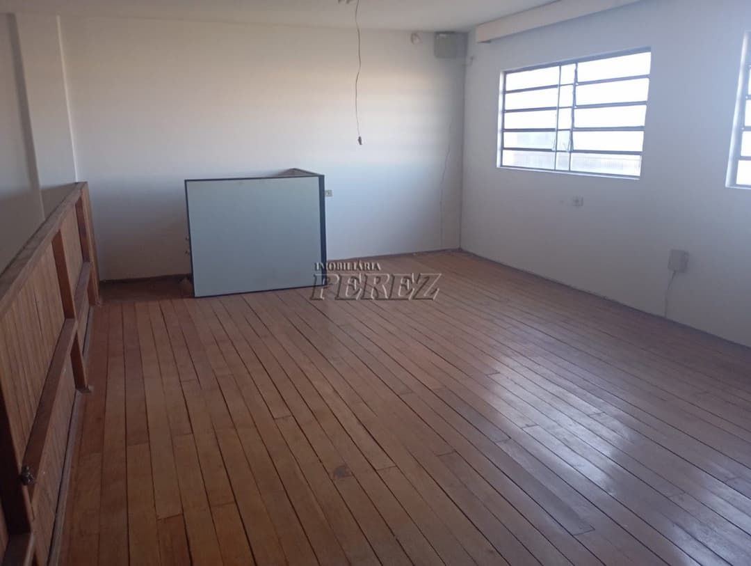 Barracão para alugar na Rua São Salvador no centro de Londrina - Foto 8