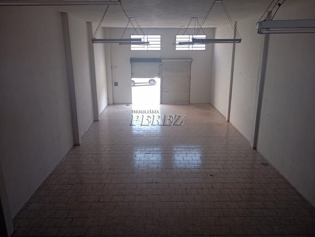 Barracão para alugar na Rua São Salvador no centro de Londrina - Foto 9