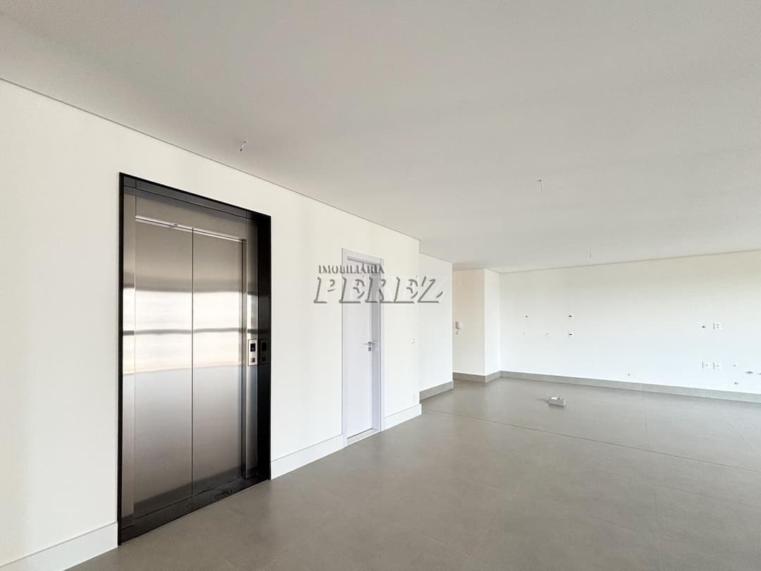Apartamento à venda na Gleba Palhano na região sul de Londrina - Átrio - Foto 3