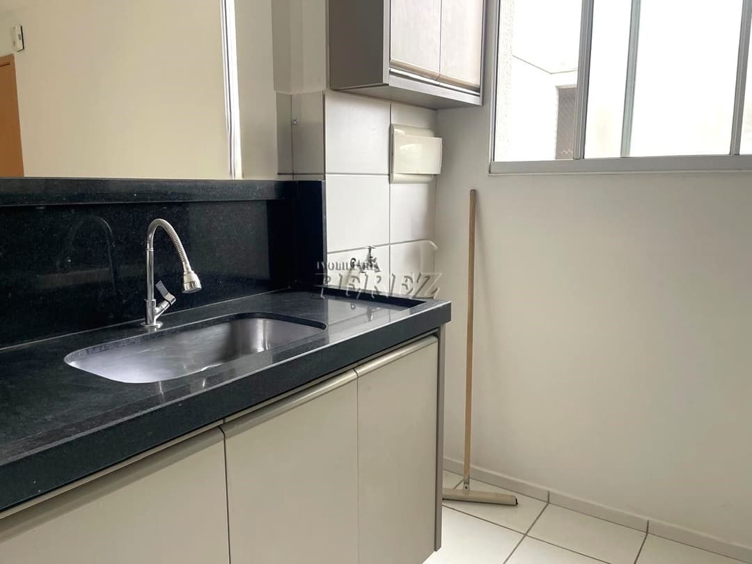Apartamento à venda no Spazio Londres, Londrina - Foto 2