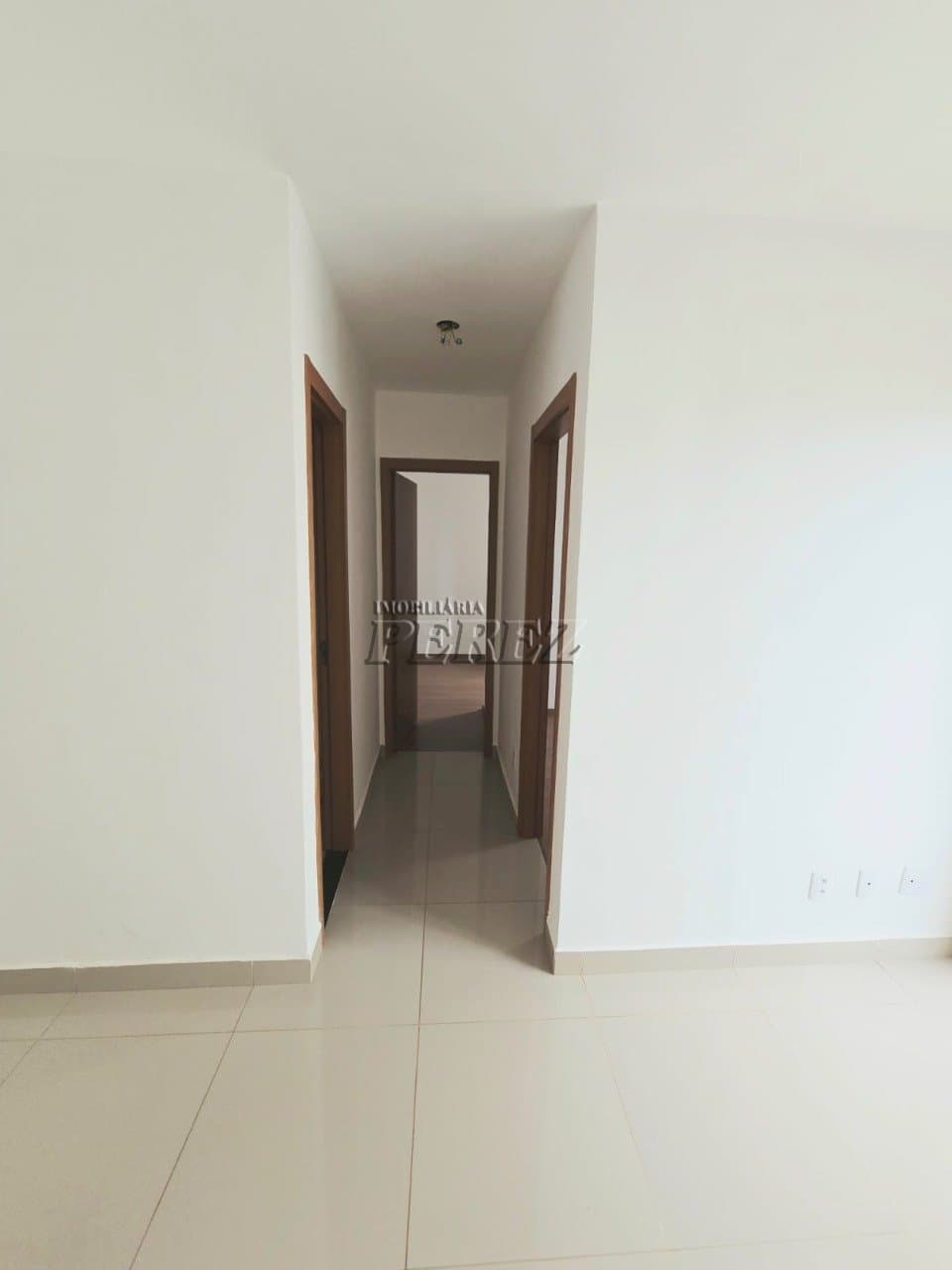 Apartamento à venda no Condomínio Laguna Málaga na região leste de Londrina - Foto 7