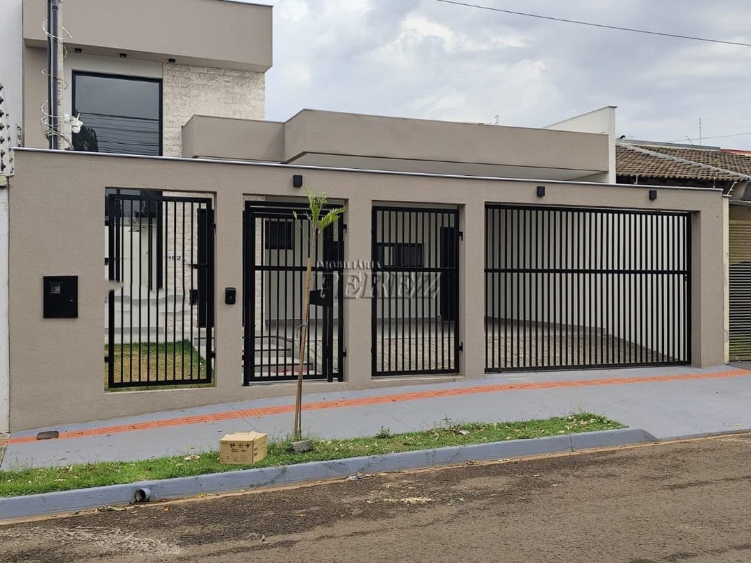 Casa à venda no Bairro Chamonix na região leste de Londrina - Foto 1