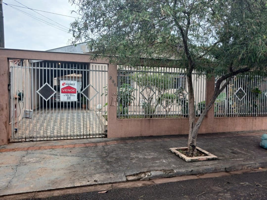 Casa à venda na região leste de Londrina - Foto 0