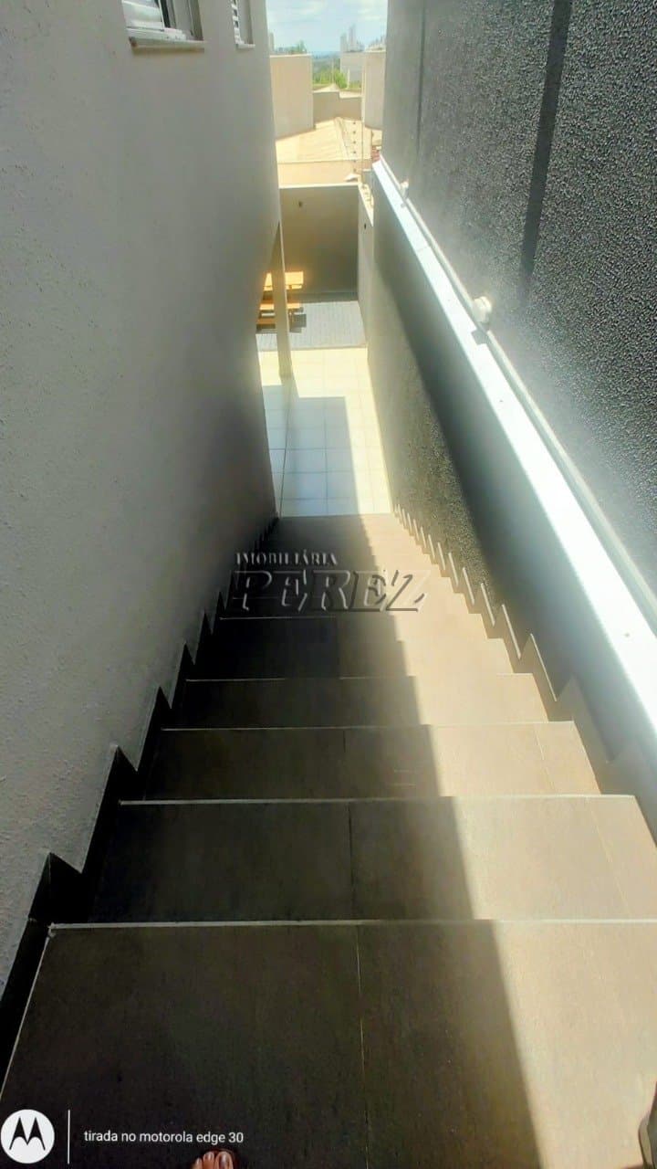 Casa assobradada no Jardim Colúmbia na região oeste de Londrina - Foto 30