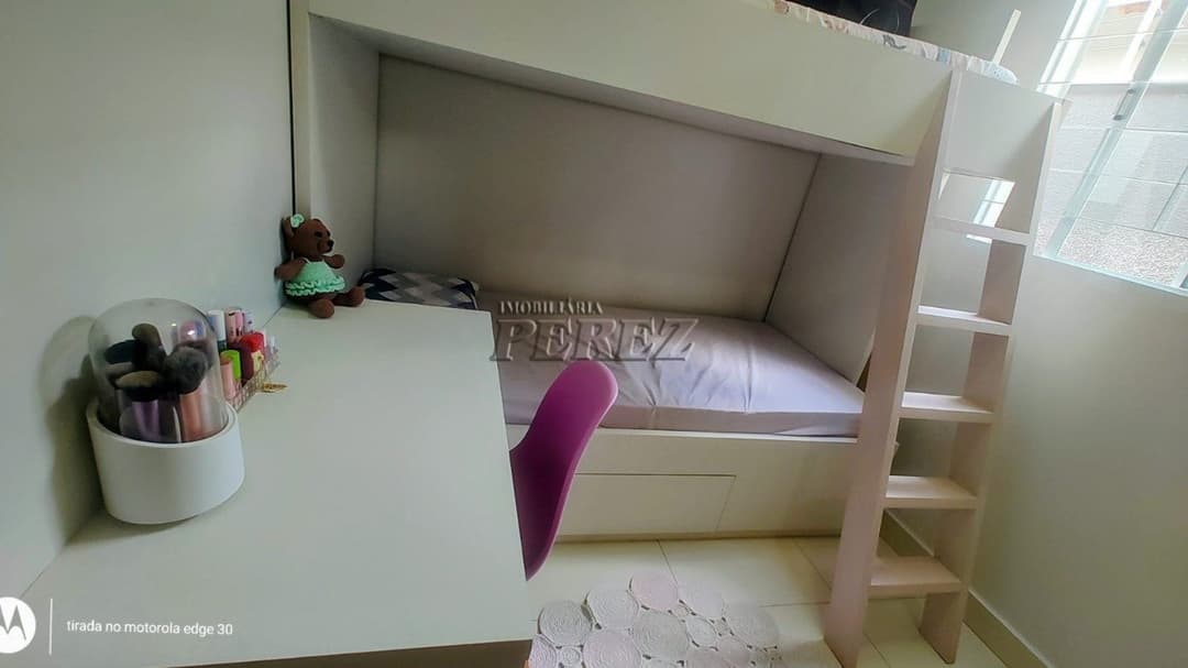 Casa assobradada no Jardim Colúmbia na região oeste de Londrina - Foto 17