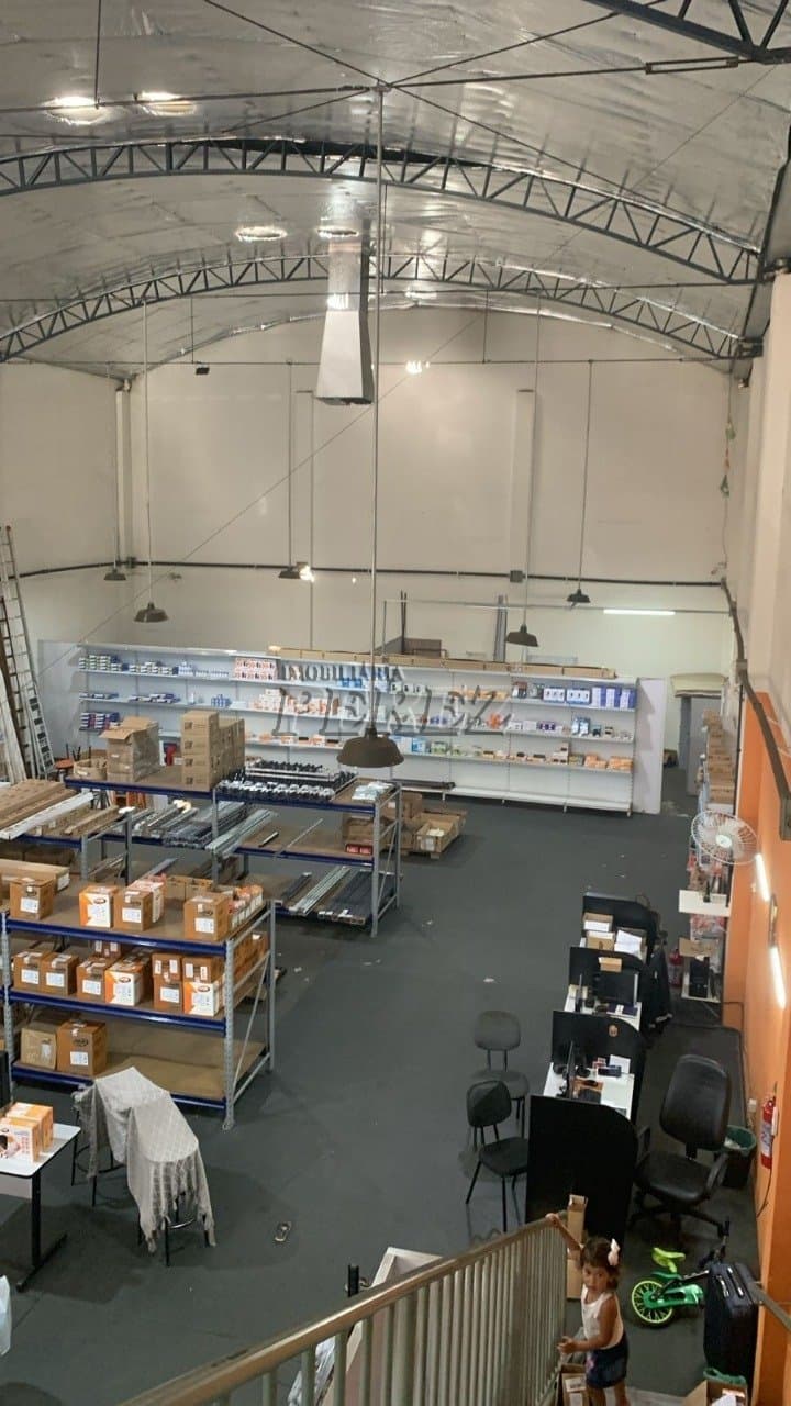 Galpão à venda na Rua Bahia, centro de Londrina - Foto 8