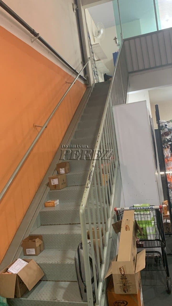 Galpão à venda na Rua Bahia, centro de Londrina - Foto 9