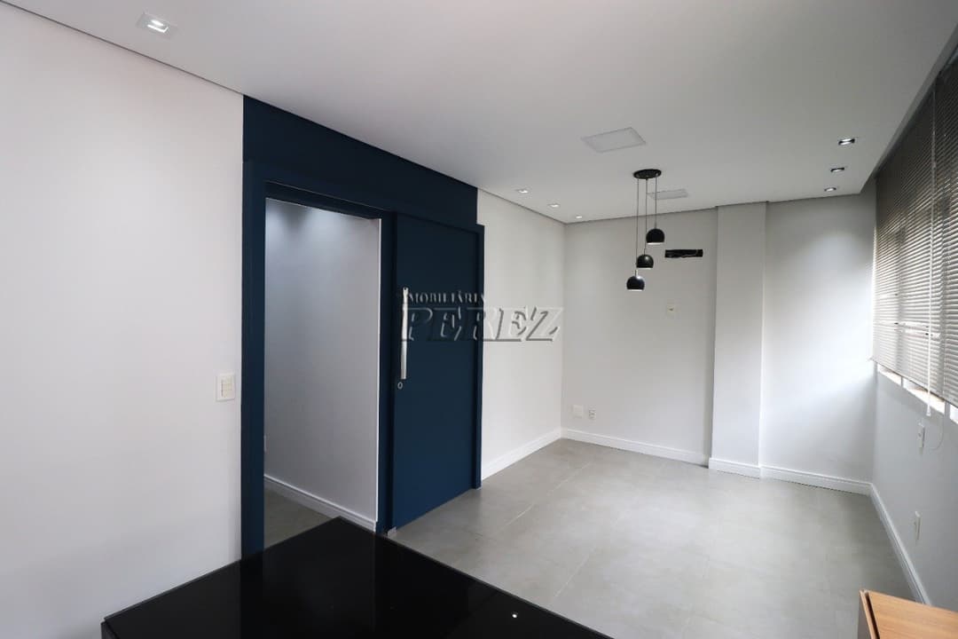 Sala comercial para alugar no Comercial Mercúrio na Rua Espírito Santo, no Centro de Londrina. - Foto 18