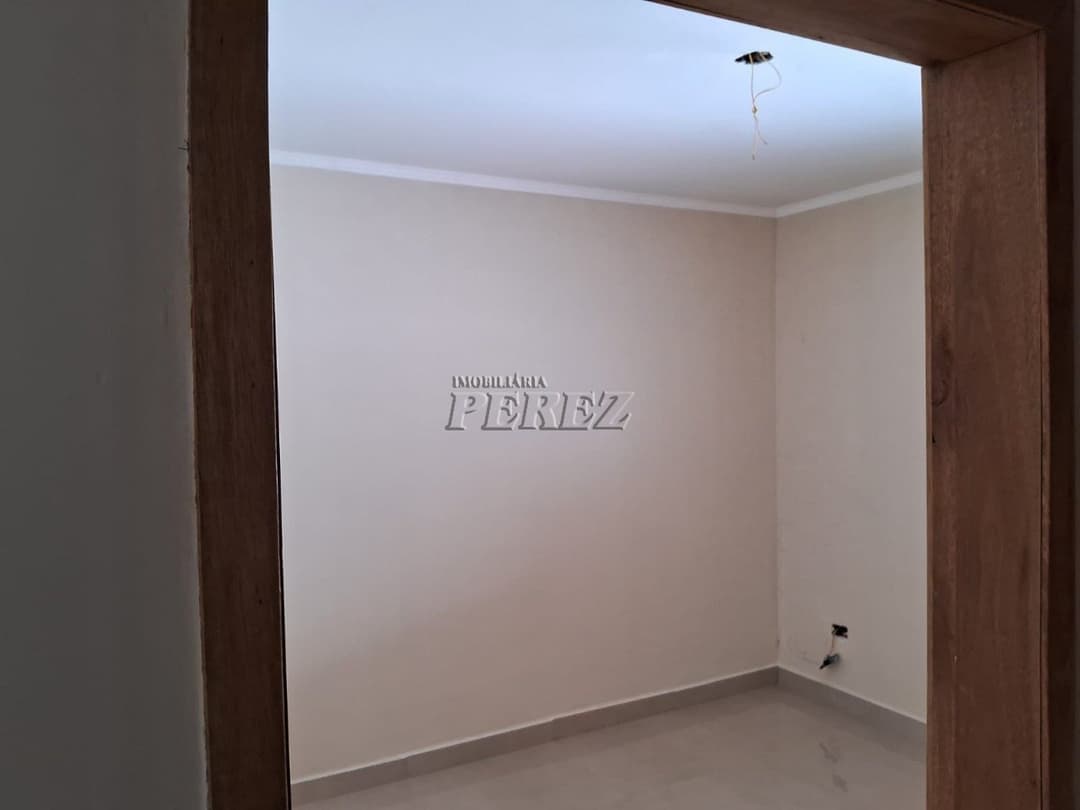 Casa à venda no Jardim Colúmbia na região oeste de Londrina - Foto 11