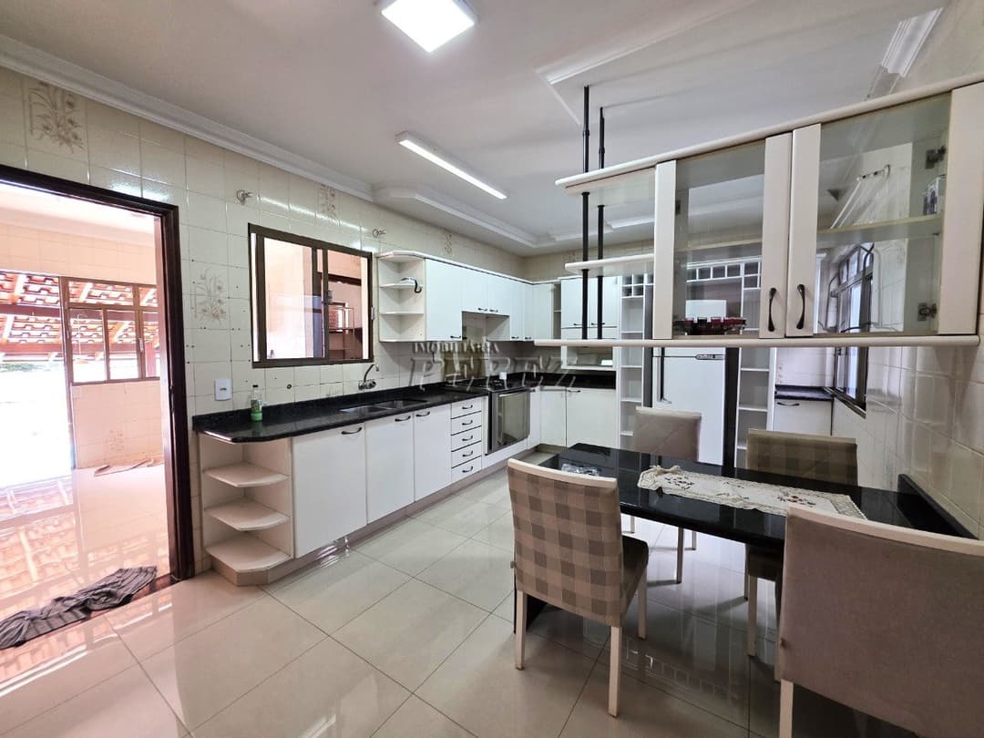 Sobreloja para alugar na Av Henrique Mansano na região norte de Londrina - Foto 3