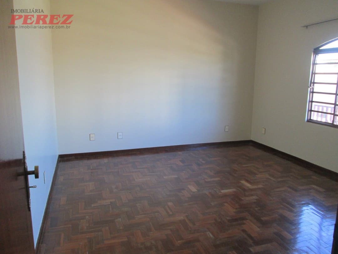 Casa, de 3 quartos para alugar no Caravelle - Londrina/PR - Foto 4