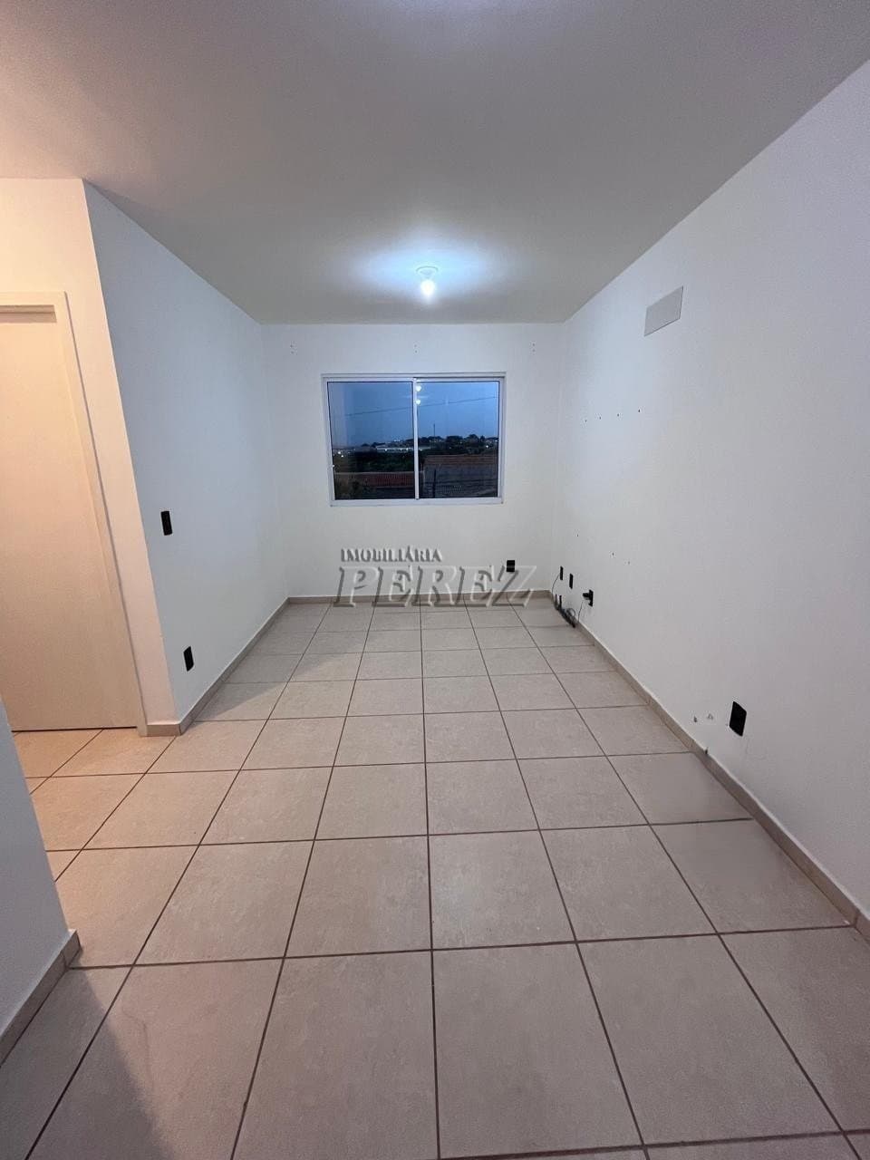 Apartamento à venda no Portal das Grevilhas na região norte de Londrina - Foto 2