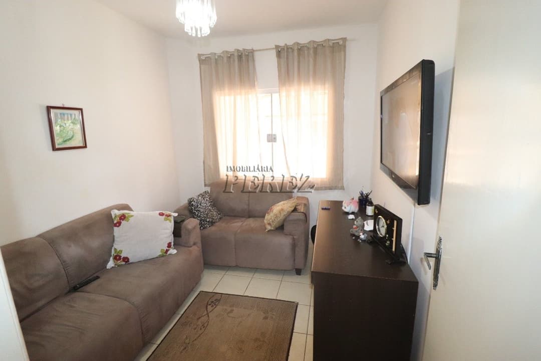 Casa à venda no Jardim Belo Horizonte na região leste de Londrina - Foto 5