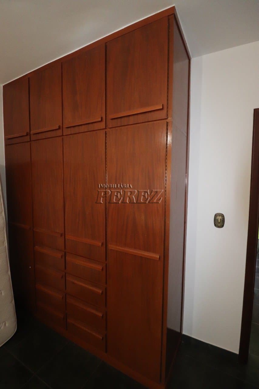 Sobrado, de 5 quartos para alugar no Aeroporto - Londrina/PR - Foto 13