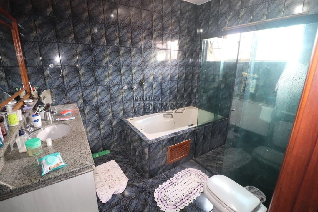 Sobrado, de 5 quartos para alugar no Aeroporto - Londrina/PR - Foto 18