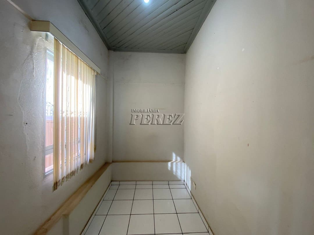 Casa para  locação próximo a Av. Santos Dumont - Foto 5