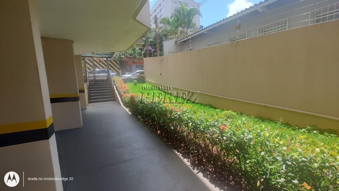 Apartamento à venda no Edifício Crystal no centro de Londrina - Foto 2