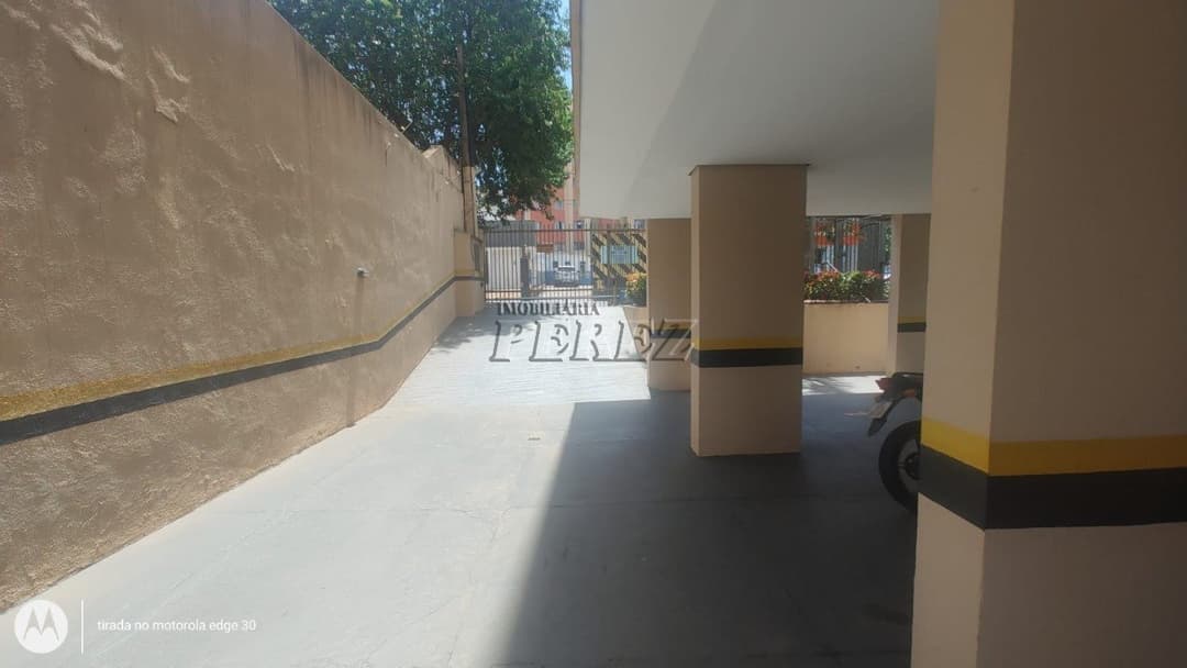 Apartamento à venda no Edifício Crystal no centro de Londrina - Foto 5