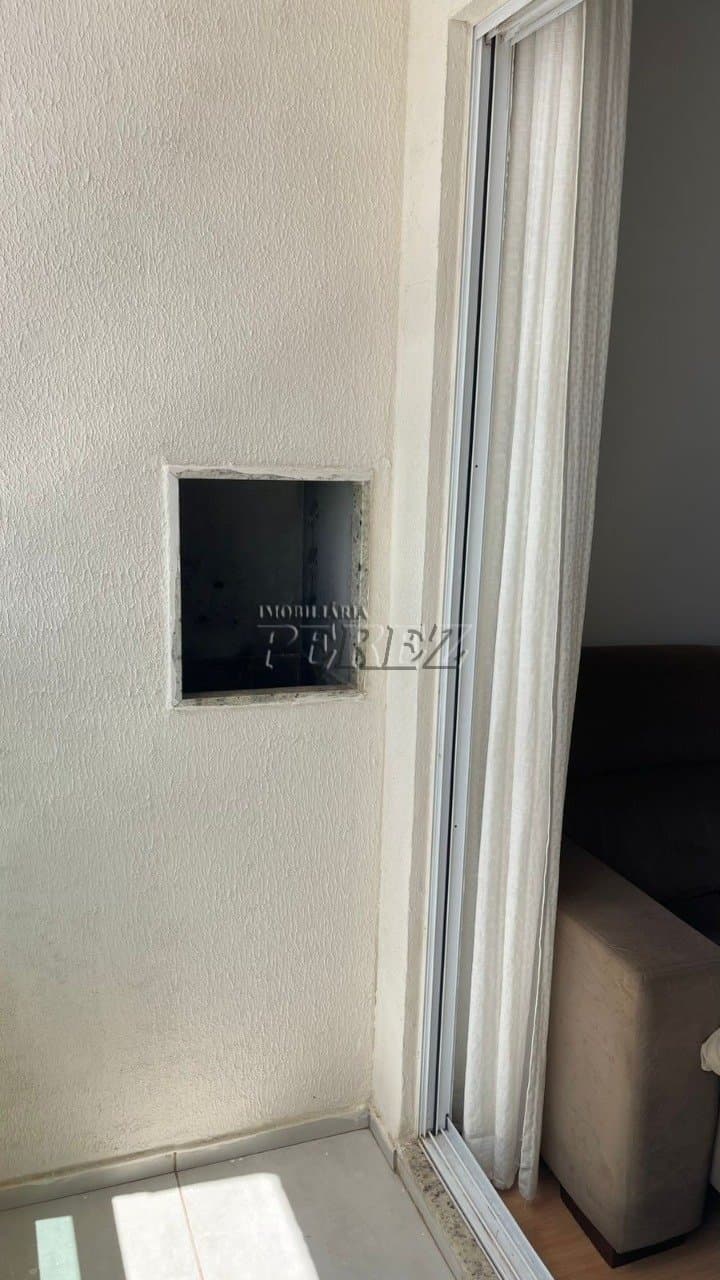 Apartamento à venda no Lago Maggiore na região leste de Londrina - Foto 5