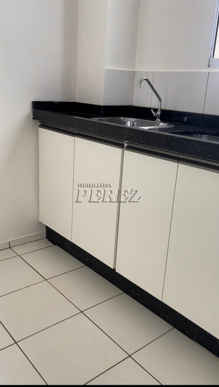 Apartamento à venda no Residencial Parque Lisboa na região norte de Londrina - Foto 5