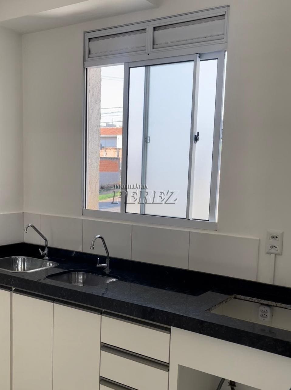 Apartamento à venda no Residencial Parque Lisboa na região norte de Londrina - Foto 6