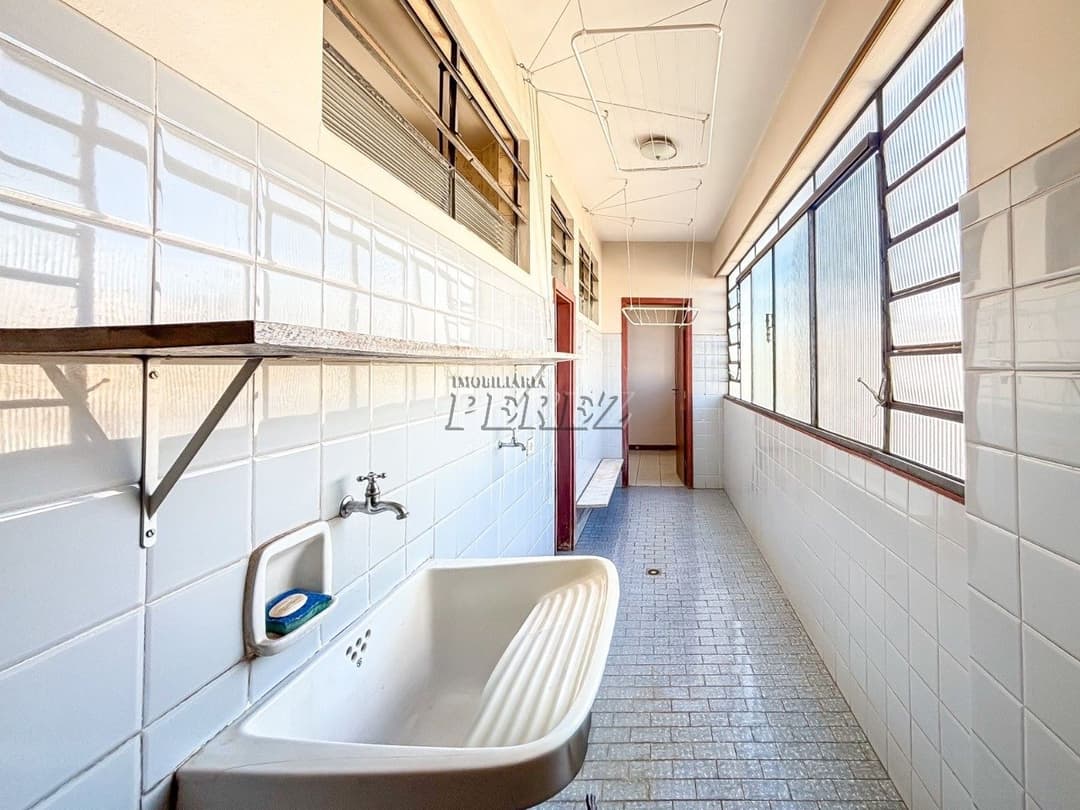 Apartamento à venda no Edifício Esmeralda Cristina no Calçadão de Londrina - Foto 15