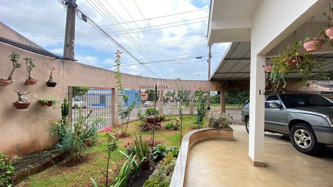 Casa, de 3 quartos, 135.13 m² à venda no Centro - Londrina/PR - Foto 2