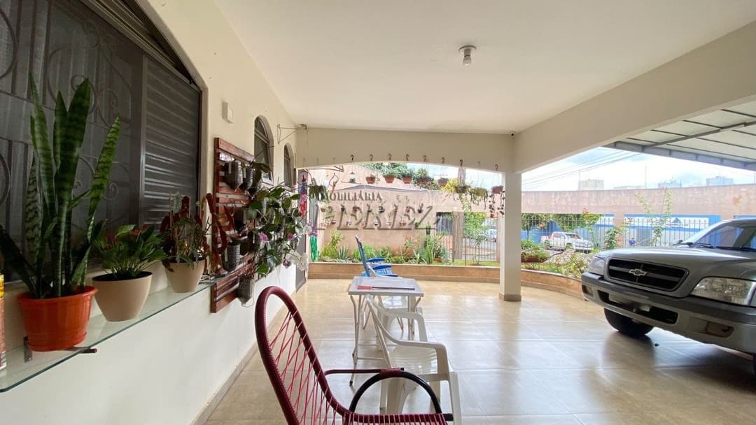 Casa, de 3 quartos, 135.13 m² à venda no Centro - Londrina/PR - Foto 3