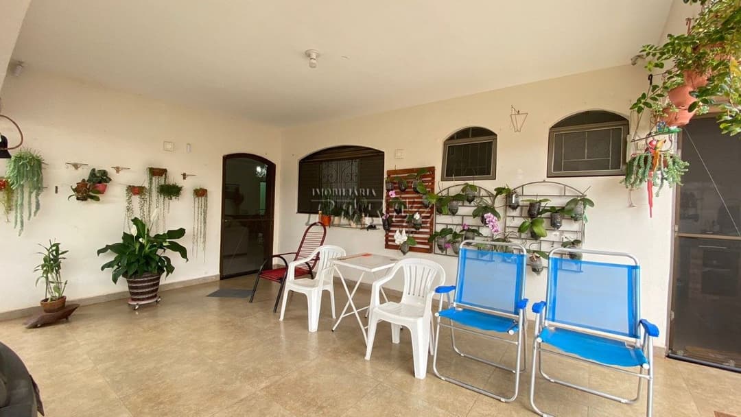 Casa, de 3 quartos, 135.13 m² à venda no Centro - Londrina/PR - Foto 1